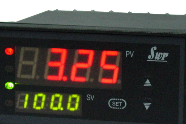 準發機械數顯表怎么調試尺寸